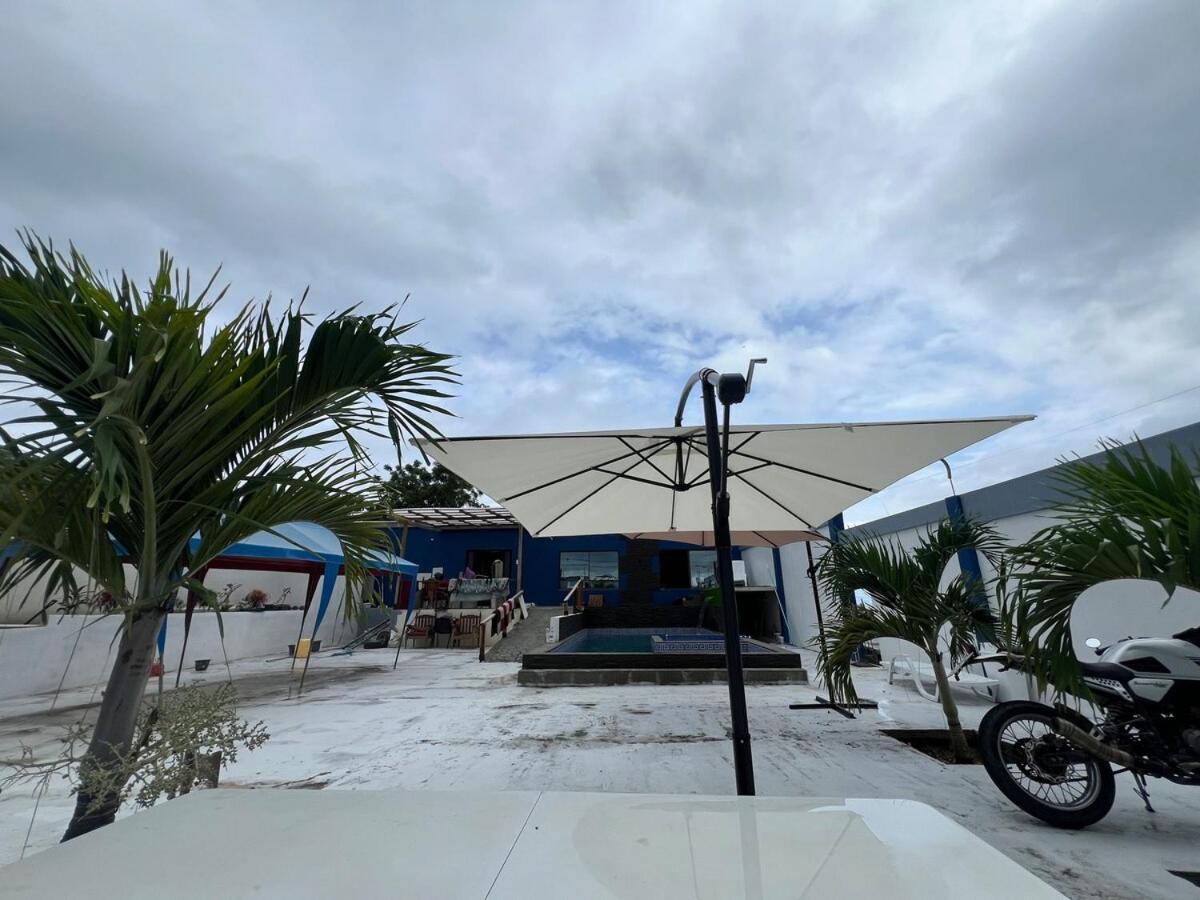 Kairos Beach House By The Sea, Pool, And Jacuzzi バレニタ エクステリア 写真